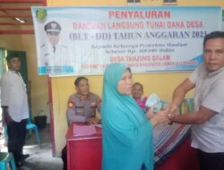 Pemerintah Desa Tanjung Dalam Salurkan BLT Kemiskinan Ekstrim Kepada 55 KPM