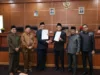 Rapat Paripurna DPRD Bengkulu Tengah Bahas Pendapat Akhir Fraksi Terhadap Raperda APBD dan RPJPD 2025