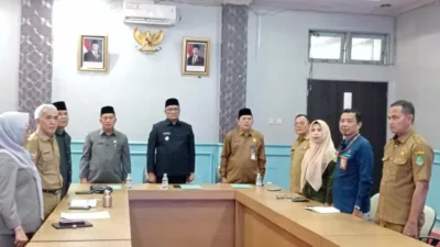 Rapat TPID dan Sosialisasi Penyediaan 3 Juta Rumah, Pj Bupati Bengkulu Tengah Ikuti Zoom Meeting