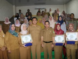 Pemerintah Kabupaten Bengkulu Tengah Berikan Penghargaan kepada OPD Tertib Arsip