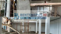 Kelalaian Keselamatan Kerja Warnai Pembangunan Gedung Perpustakaan Bengkulu Tengah